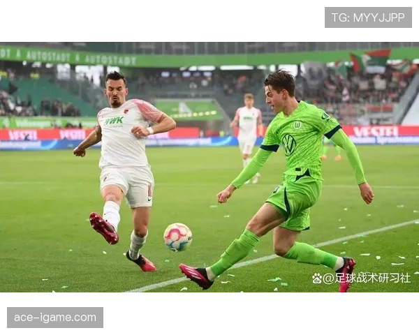 奥格斯堡防守体系焕然一新，战术革新引爆新赛季期待